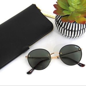 QUAY x Elle Ferguson Farrah Sunglasses